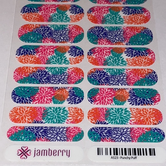 Jamberry Style: Punchy Puff - Picture 2 of 2